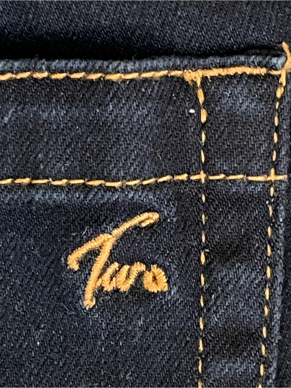 Two Vince Camuto | New 70’s flare dark denim jeans Women’s size 24W stretch NWT - Picture 6 of 9
